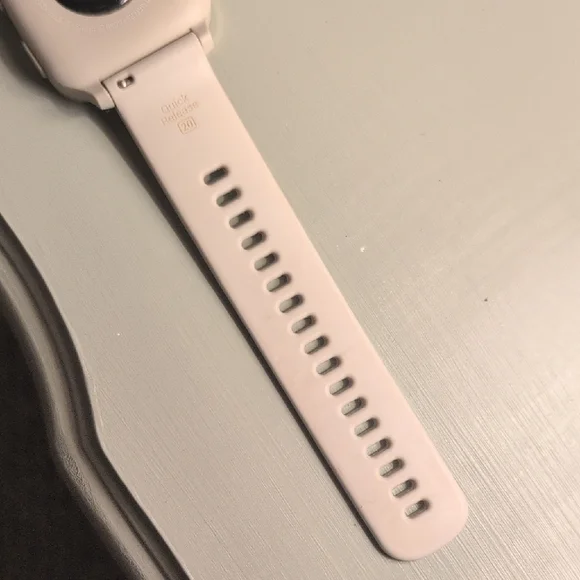Garmin Smartwatch with Light Pink Band and Gold Frame Venu SQ